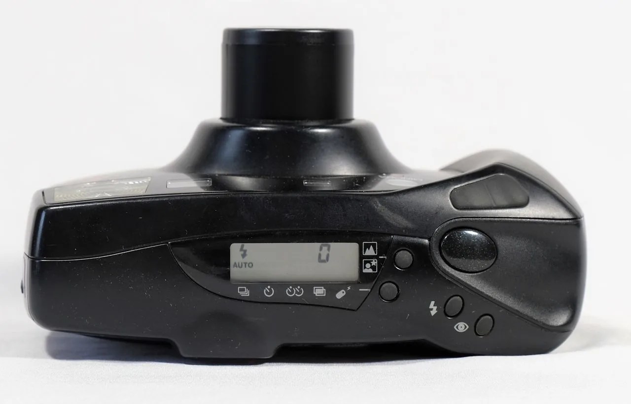 Minolta RIVA zoom 90 EX