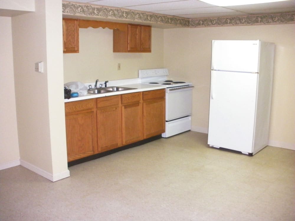 OffCampus Student Housing Edinboro, PA Apartment 10 Old Hermitage