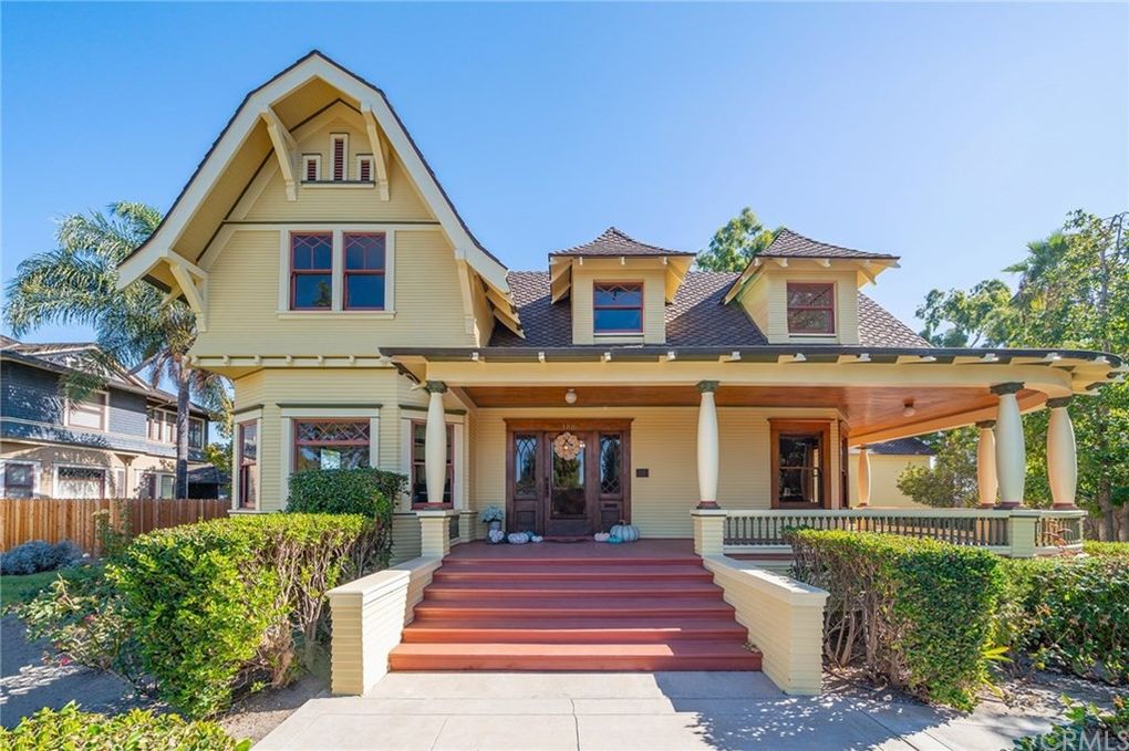 c.1902 Colonial Revival "The Backs House" Completely Restored Short