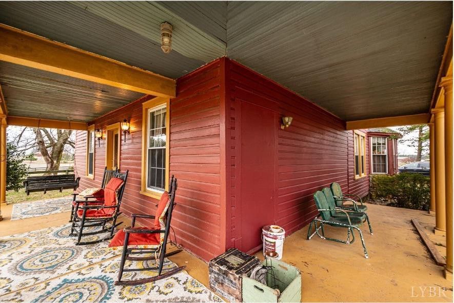 PreCivil War Farmhouse For Sale on 3 Acres in Red House VA 179,900