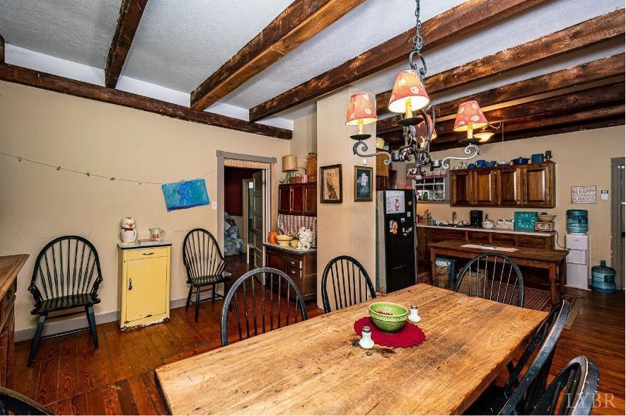 PreCivil War Farmhouse For Sale on 3 Acres in Red House VA 179,900