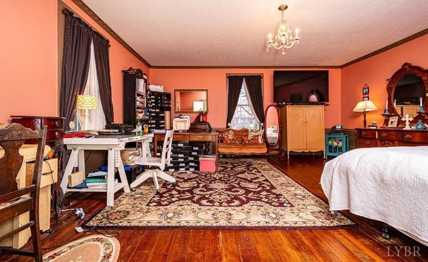 PreCivil War Farmhouse For Sale on 3 Acres in Red House VA 179,900