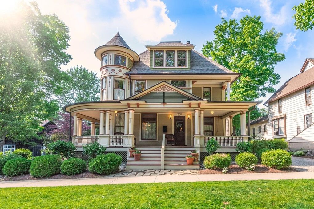 c.1883 Queen Anne with Tower Chelsea MI 799,900 Off Market OLD
