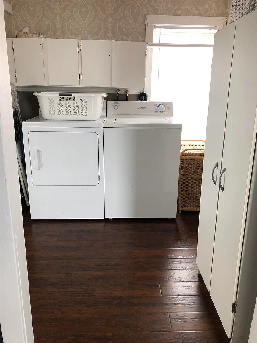 Circa 1908 Cottage With Ocean View in Nova Scotia Under 56K USD