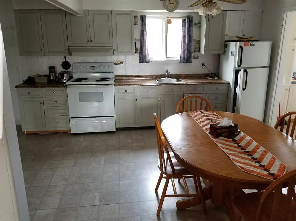 Circa 1962 Home With Ocean View in Morton's Harbour NL, Canada Reduced