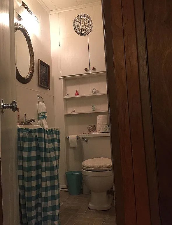 Circa 1906 Amazing Arkansas Home With Original Elements Under 99K