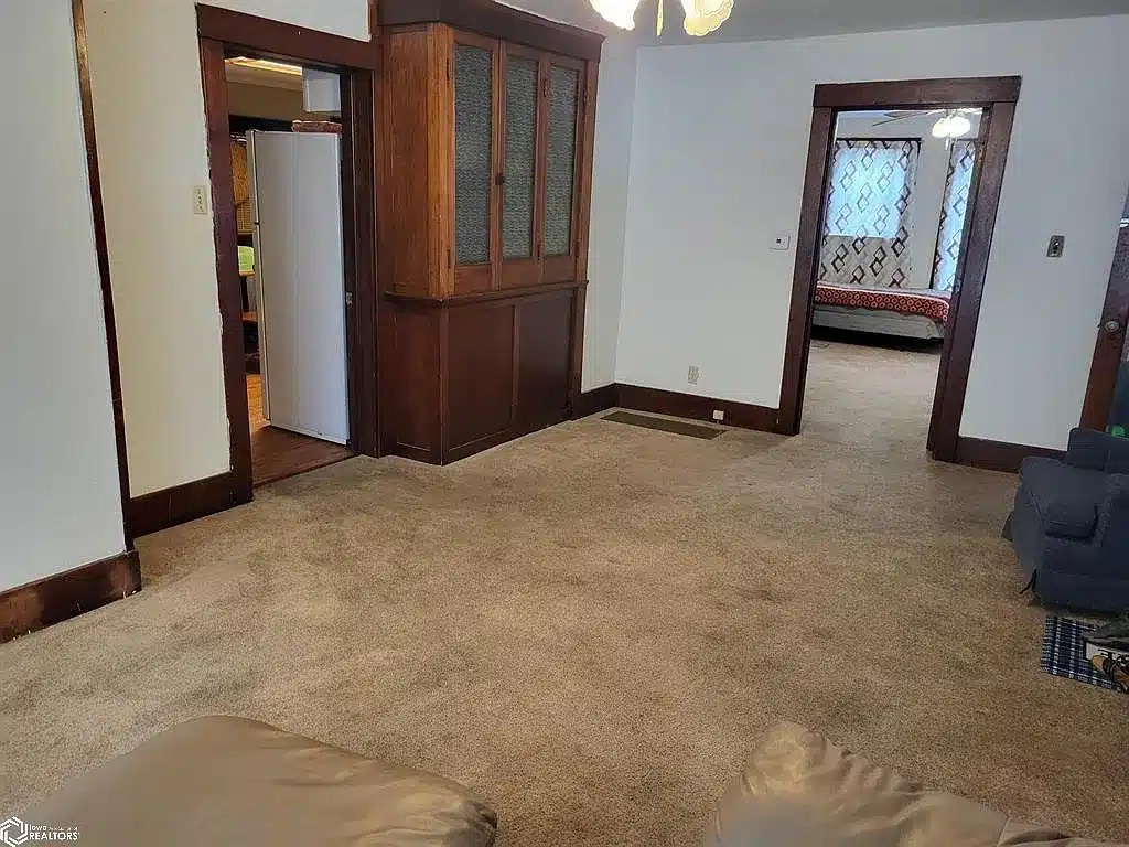 Circa 1910 Cheap House in Iowa Under 90K Old Houses Under 100K