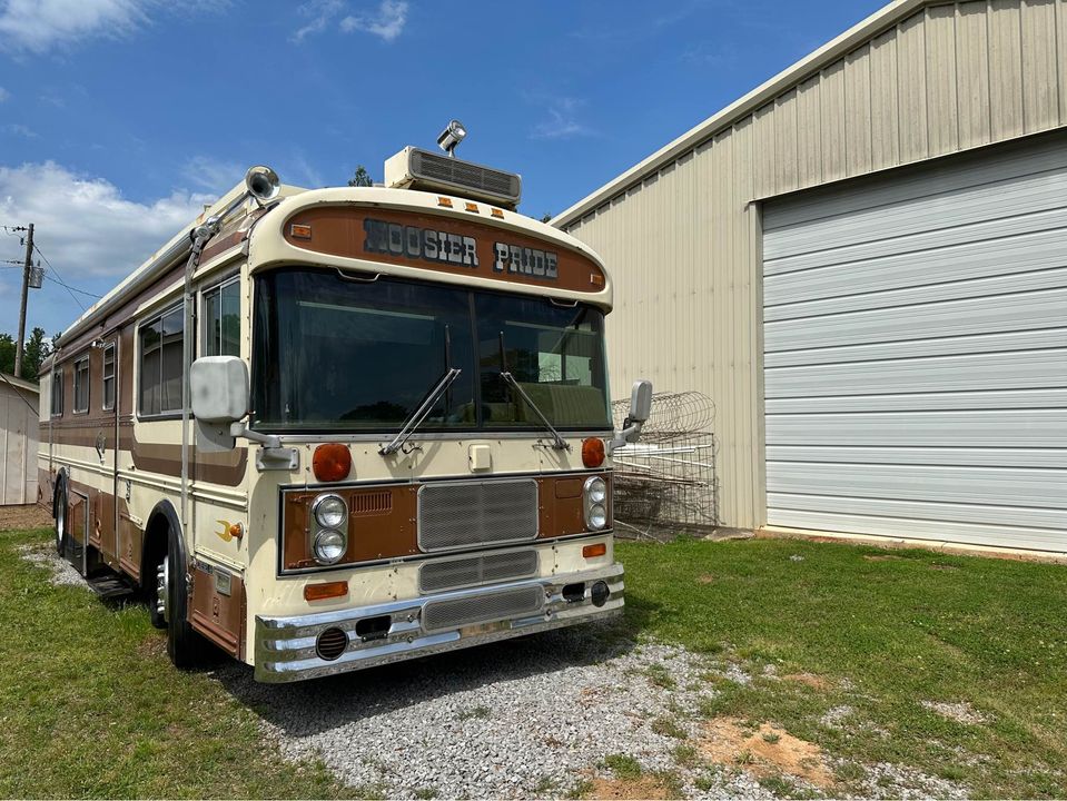 FSBO 1983 Blue Bird Wanderlodge For Sale in Alabama 30K Old Houses