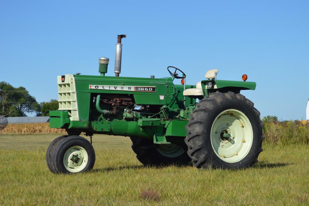 Oliver 1650 Row Crop (Gas) Old Iron Garage