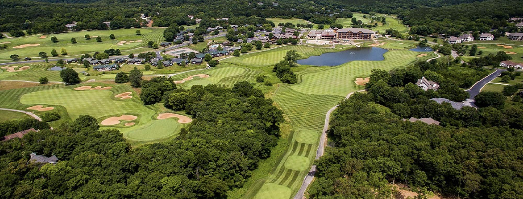 Old Kinderhook, Camdenton, Missouri Golf course information and reviews.