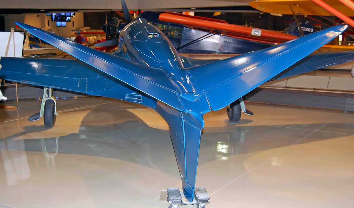 Bugatti Model 100P Racer Old Machine Press