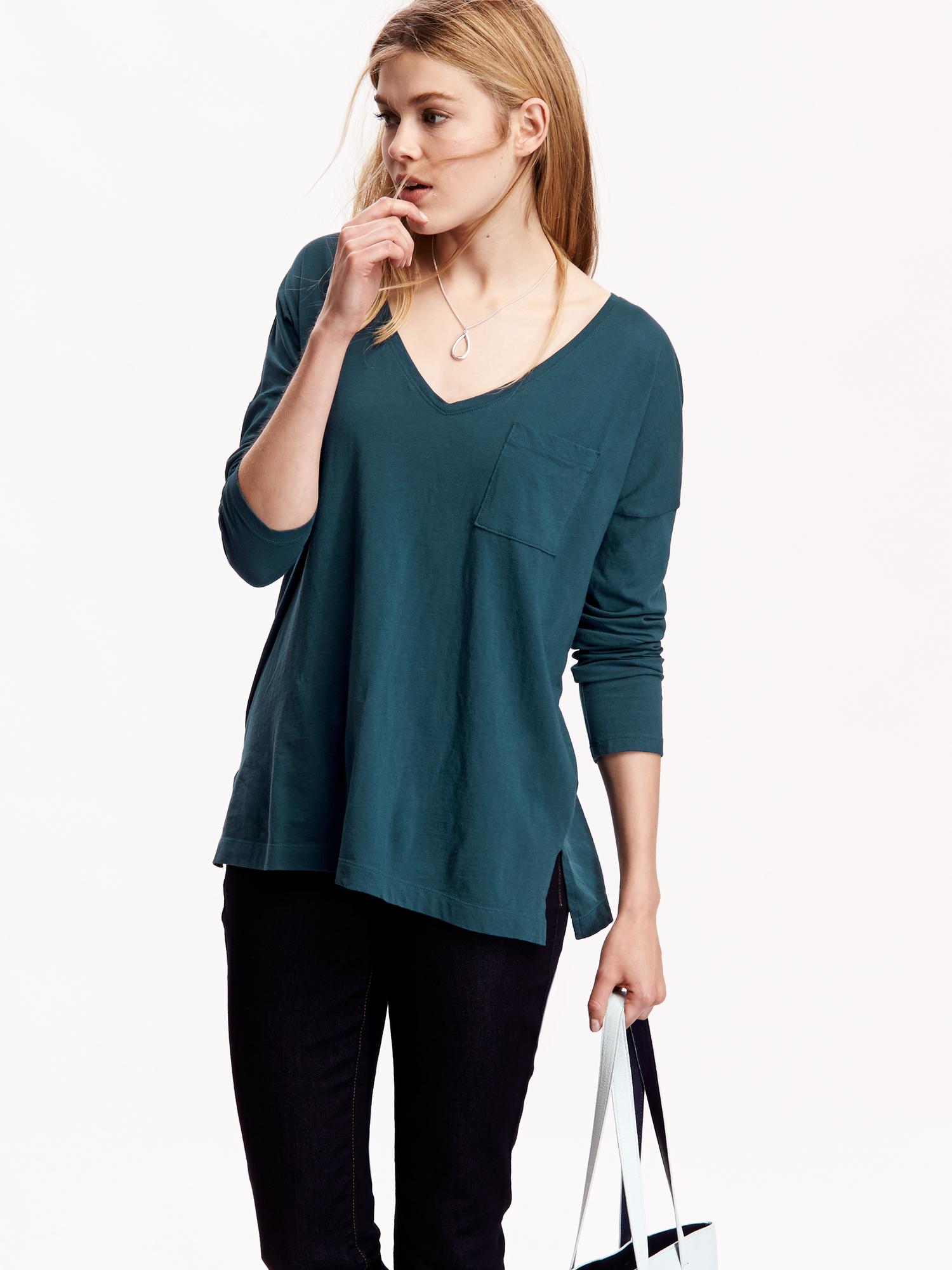 VNeck Boyfriend Tee Old Navy