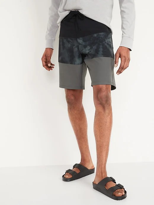 Old Navy ColorBlocked BuiltIn Flex Board Shorts for Men 10inch