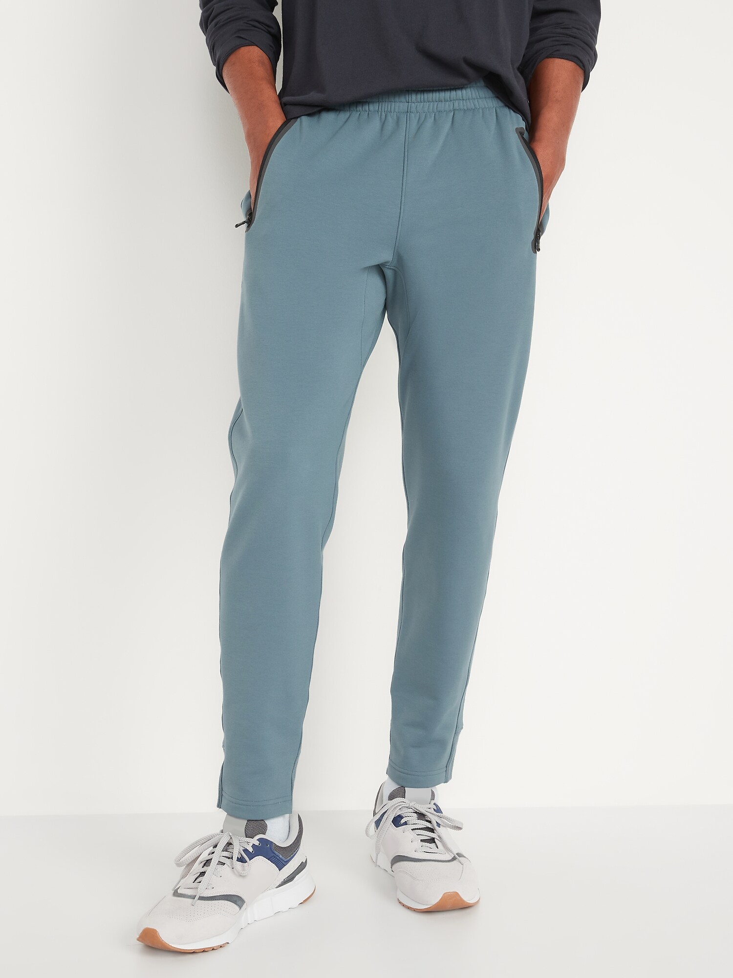 Dynamic Fleece GoWarm Tapered Sweatpants Old Navy