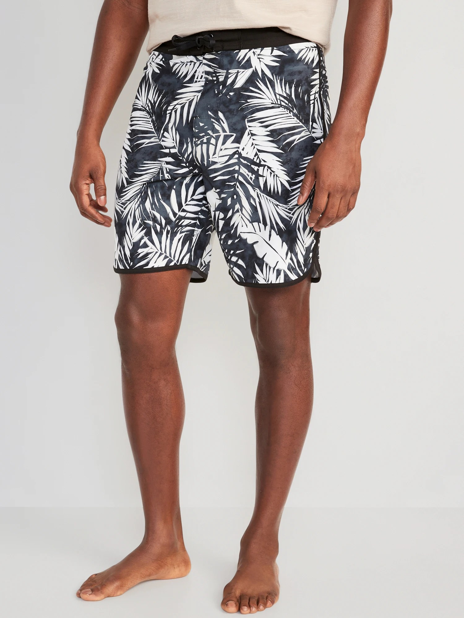 Printed BuiltIn Flex Board Shorts 8inch inseam Old Navy