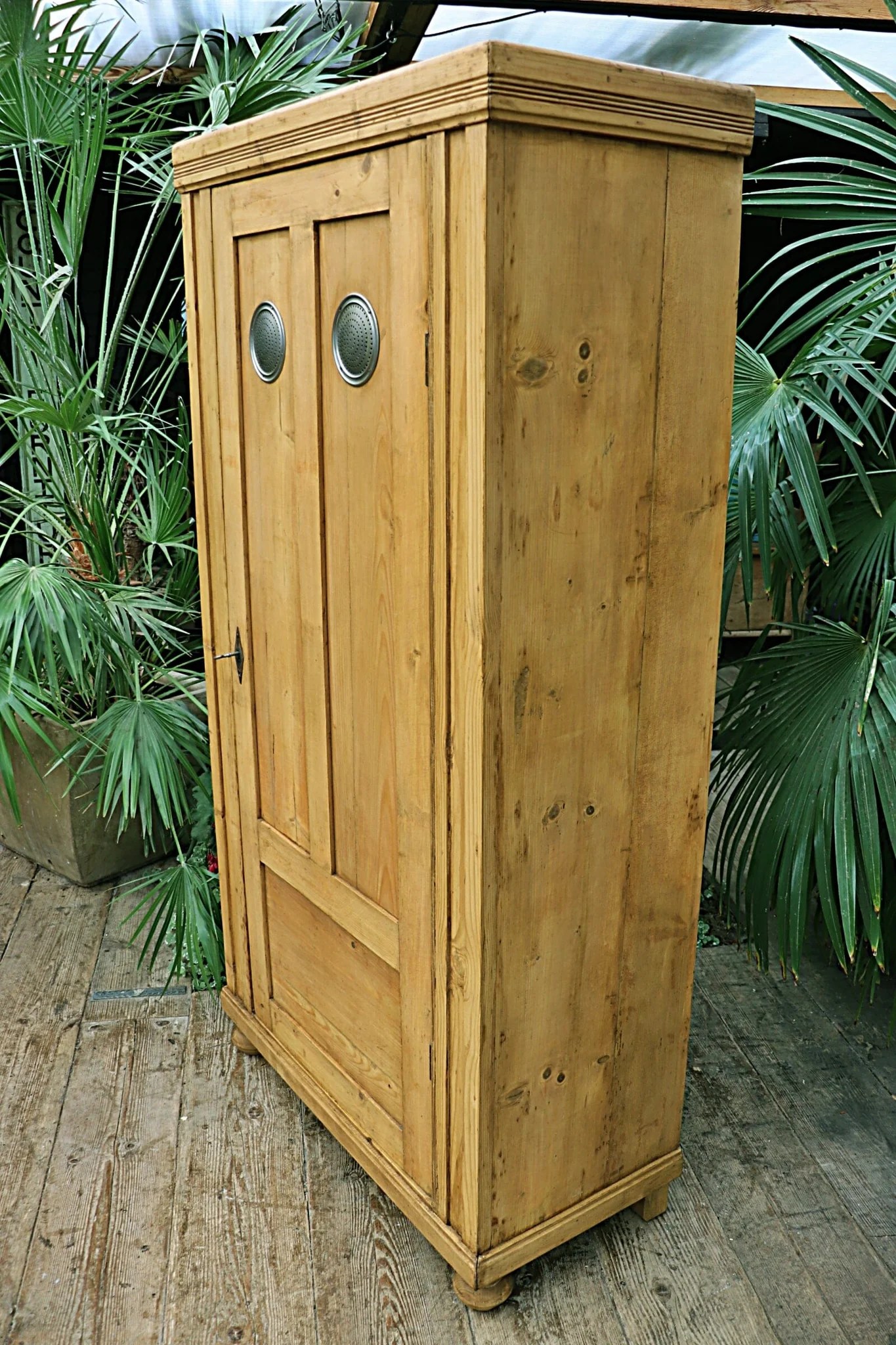 Old Early 20th C Pine Food/Larder/linen Cupboard + Internal Drawers