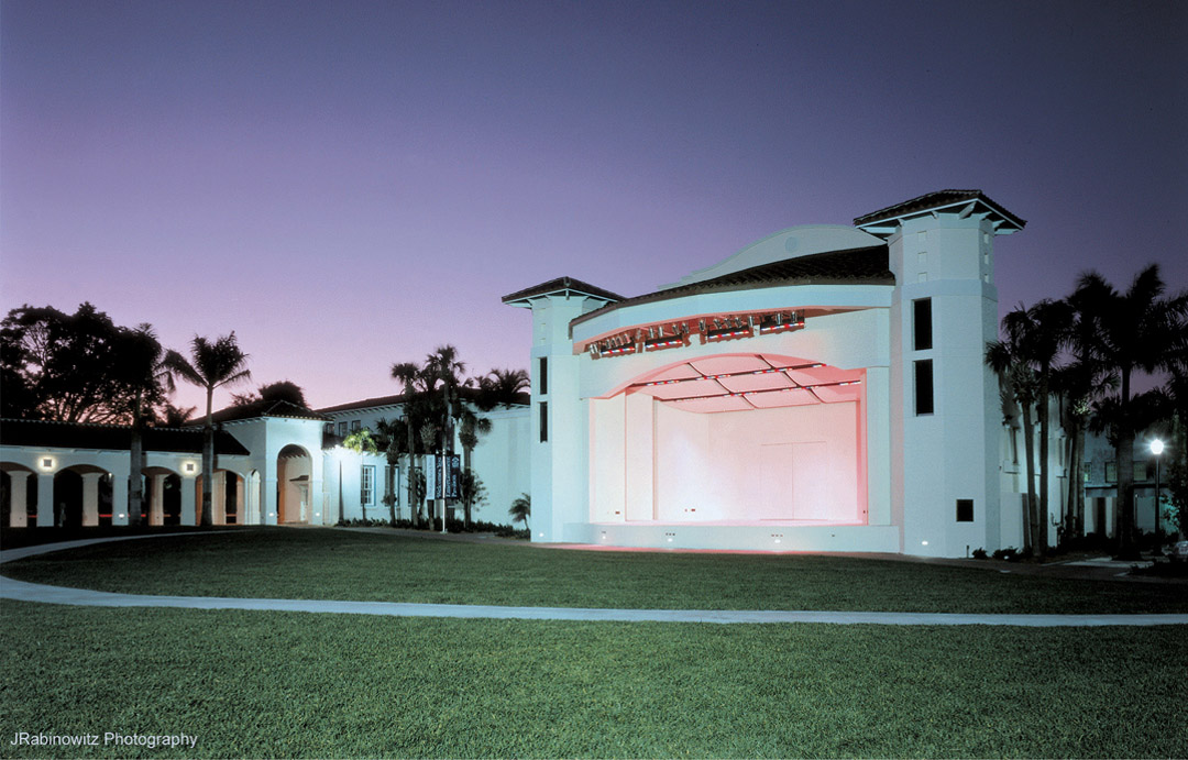 Old School Square Arts and Entertainment in Delray Beach