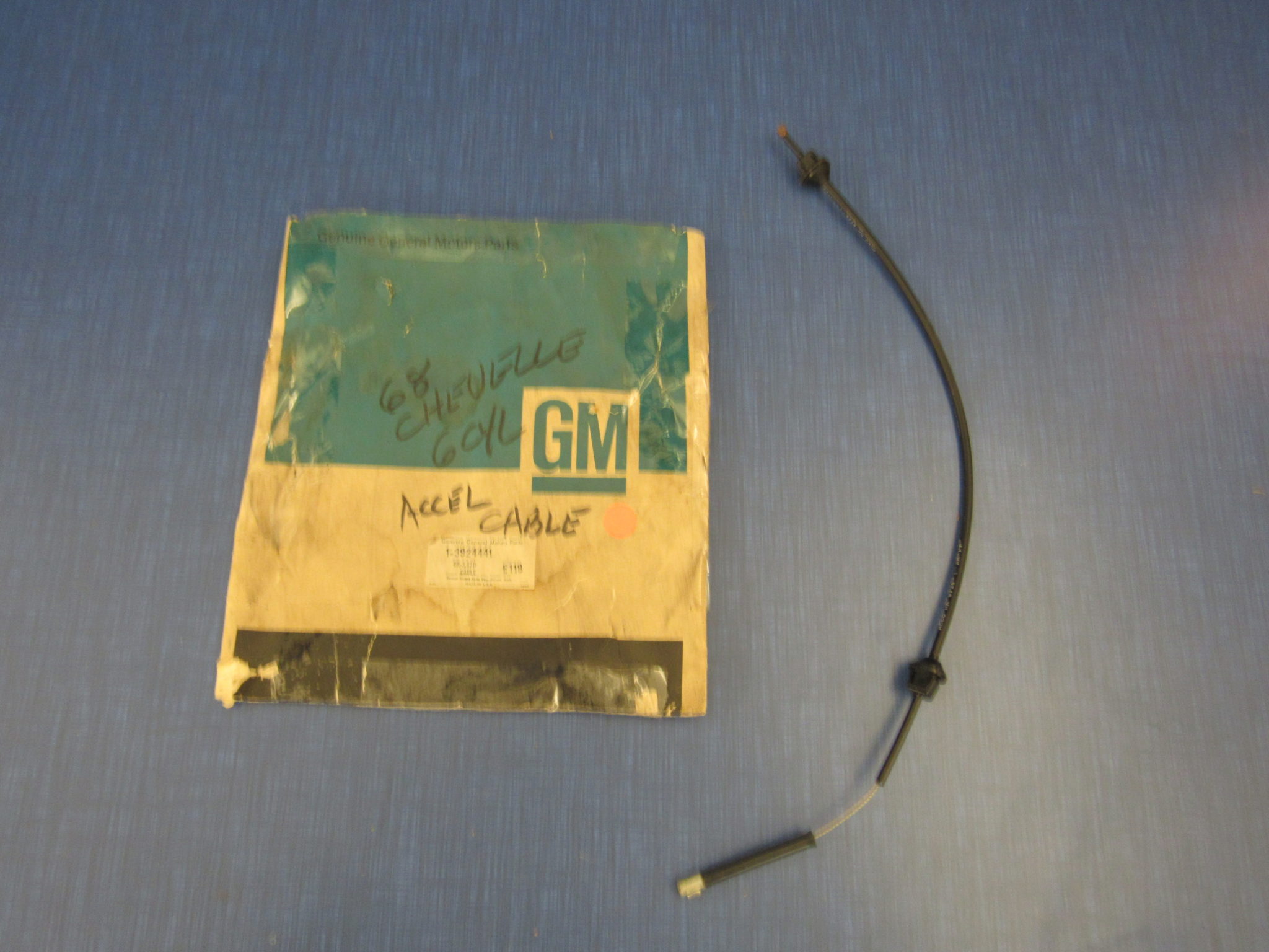 1968 Chevrolet Chevelle NOS Throttle Control Cable Assembly GM 3924441