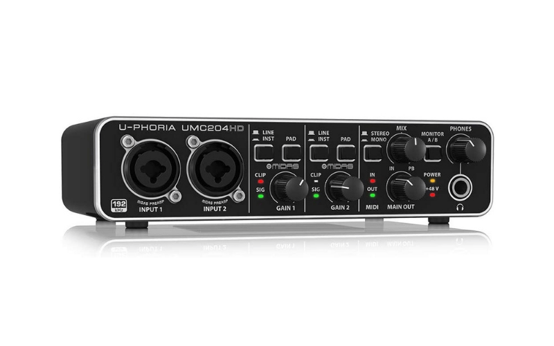 BEHRINGER UMC204HD Review