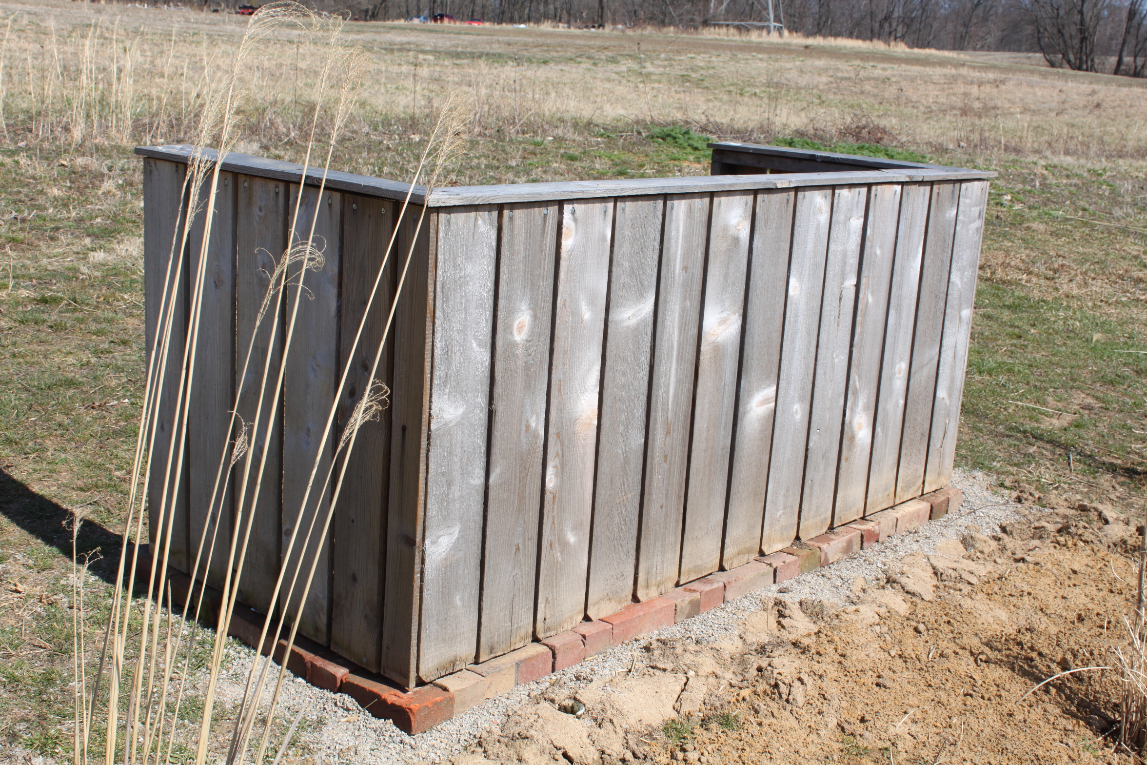 composting 101 - tips to make easy compost - old world