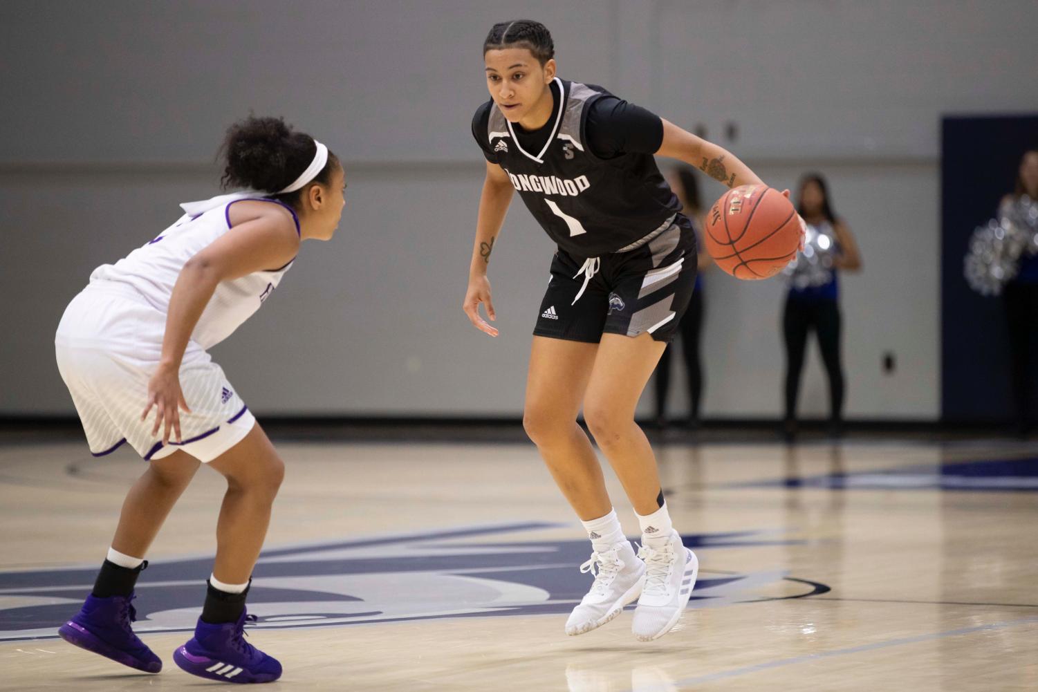 Alumna surpasses expectations for freshmen basketball season The Current