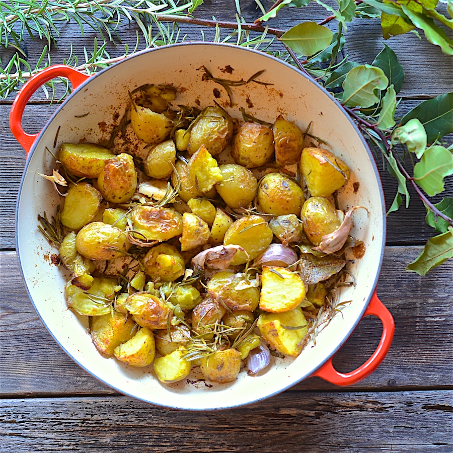 Paprika roasted potatoes with garlic and rosemary Olive