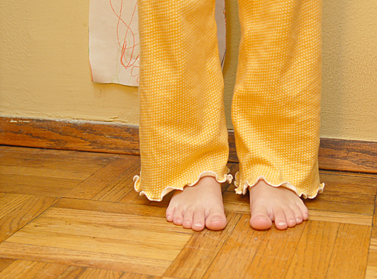 Lettuce Hem Using a Serger Blog Oliver + S