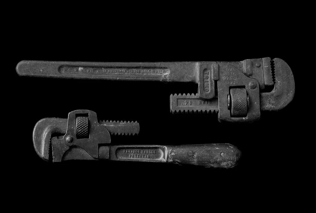 Pipe Wrench Buying Guide Olsa Tools Canada