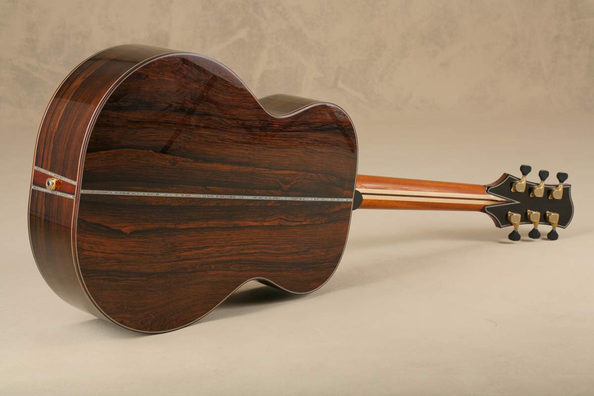 THE JAMES TAYLOR MODELS James A. Olson Guitars