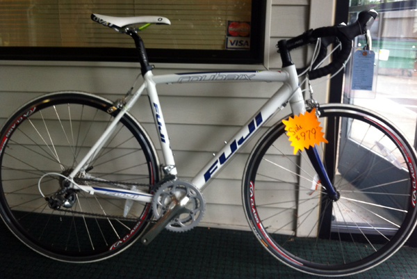 Fuji Roubaix 2.0 Olson's Bicycles