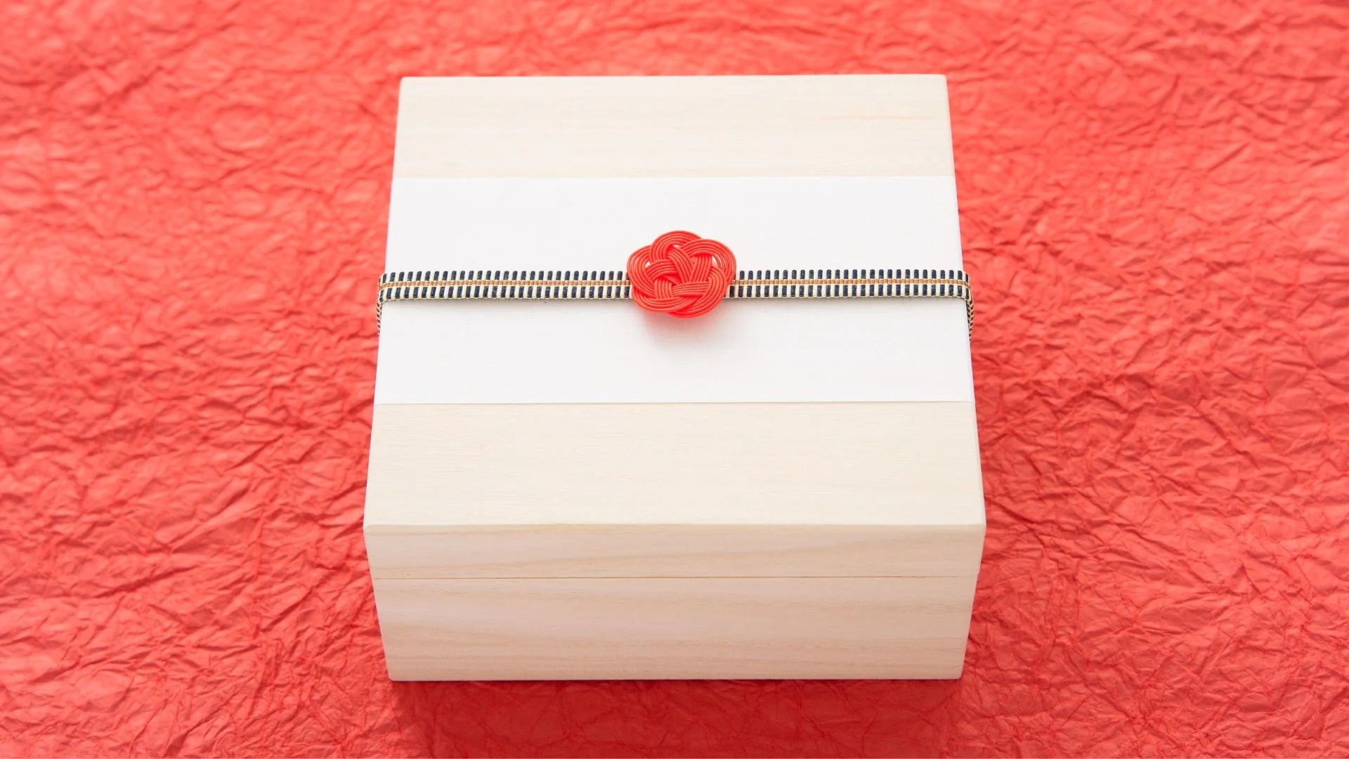 10 Best Traditional Japanese Wedding Gift Ideas for Couples omakase