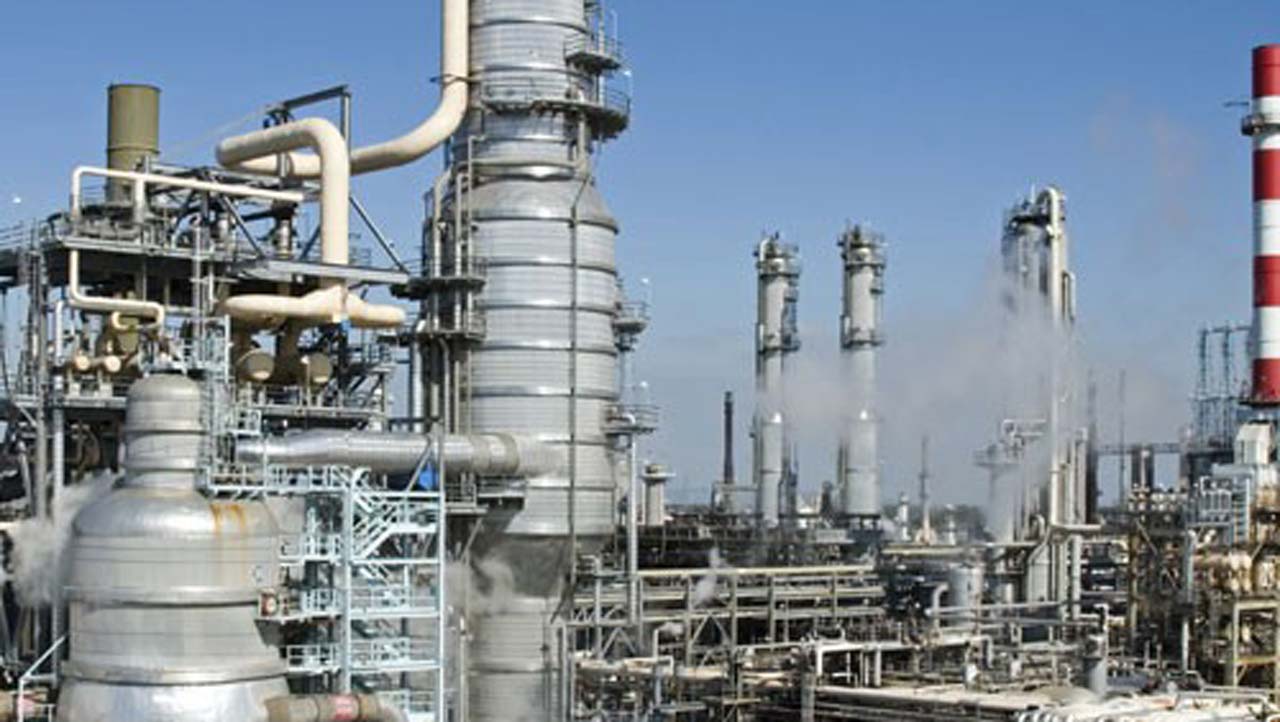New Oil Refinery starts operation in January 2023 Oman 107.1 FM