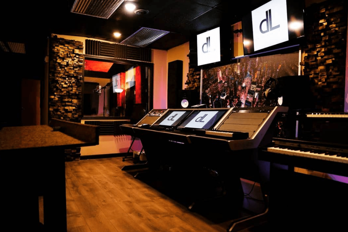 10 Best Recording Studios In Detroit 2023 Unbiased Review Omari MC