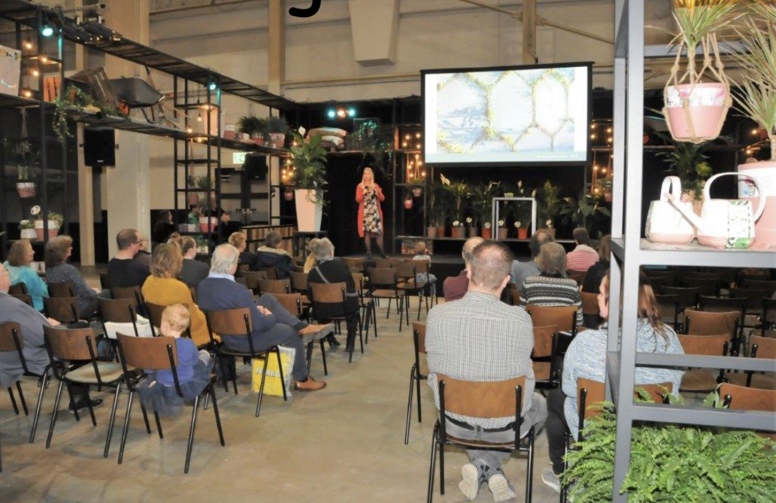 In de media Om de tuin leiden