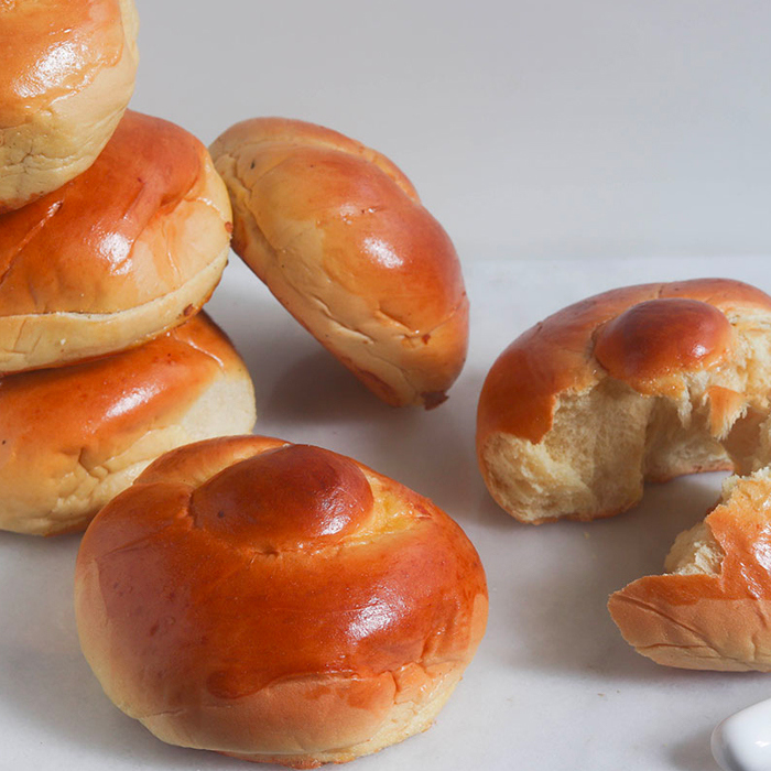 Challah Bulky Rolls (12) OMG Bakery