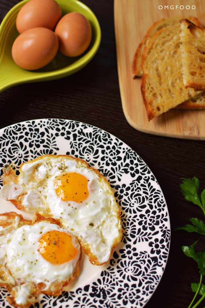 Crispy Fried Eggs OMGFOOD