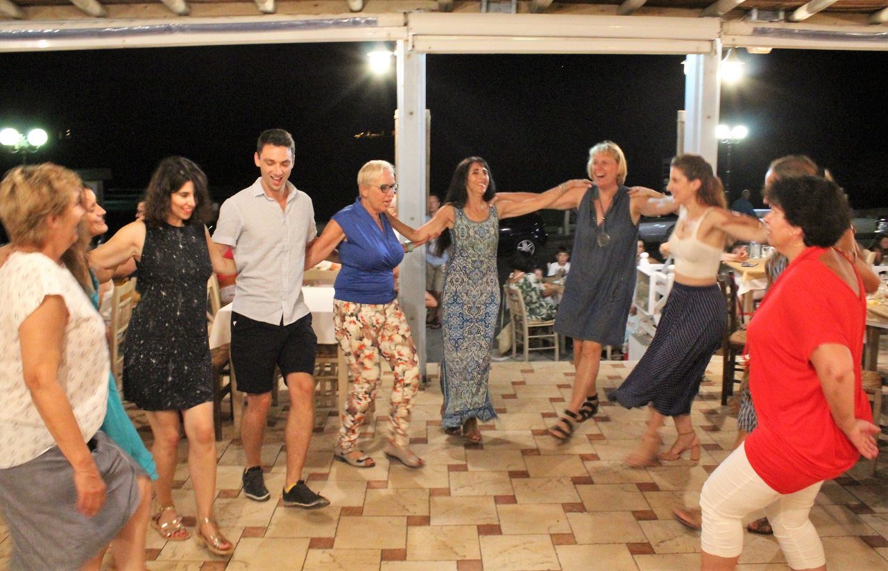 A Greek Traditional Dance From Crete Siganos Omilo