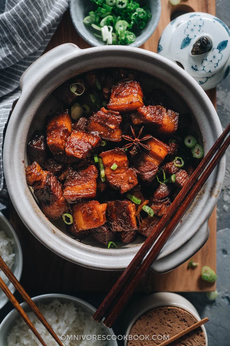 Hong Shao Rou (Red Braised Pork, 红烧肉) Omnivore's Cookbook