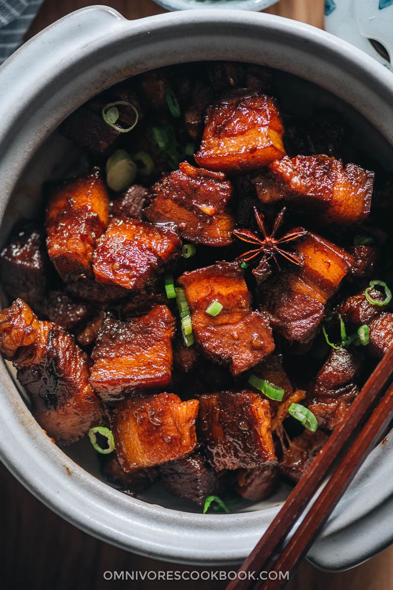 Hong Shao Rou (Red Braised Pork, 红烧肉) Omnivore's Cookbook