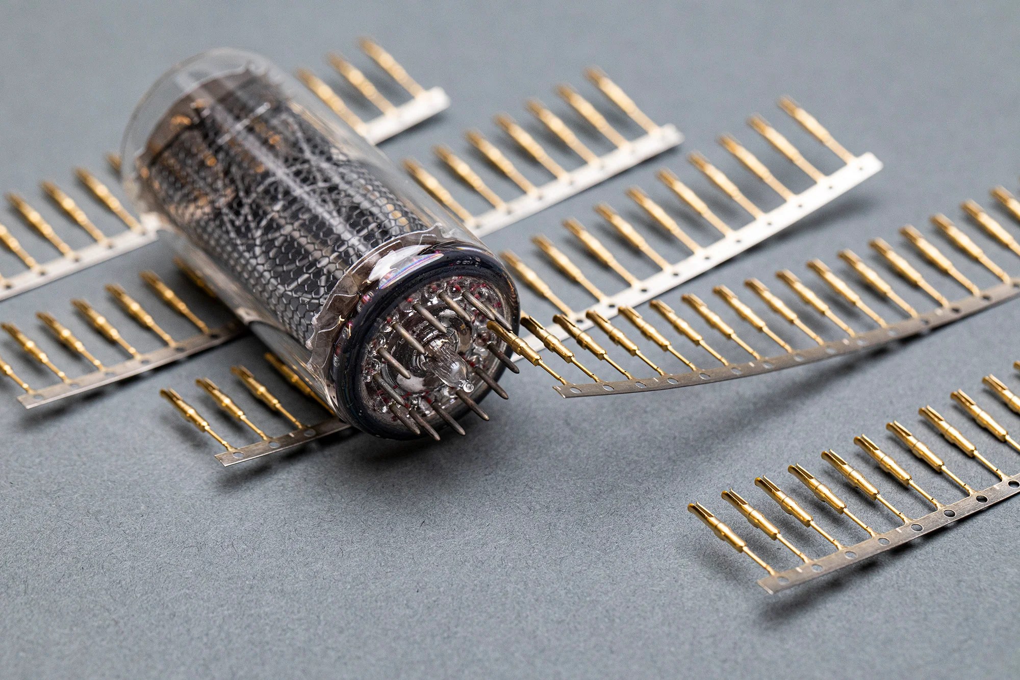 Gold Plated Nixie/VFD Tube Socket Pins, 100pcs Omnixie Electronics