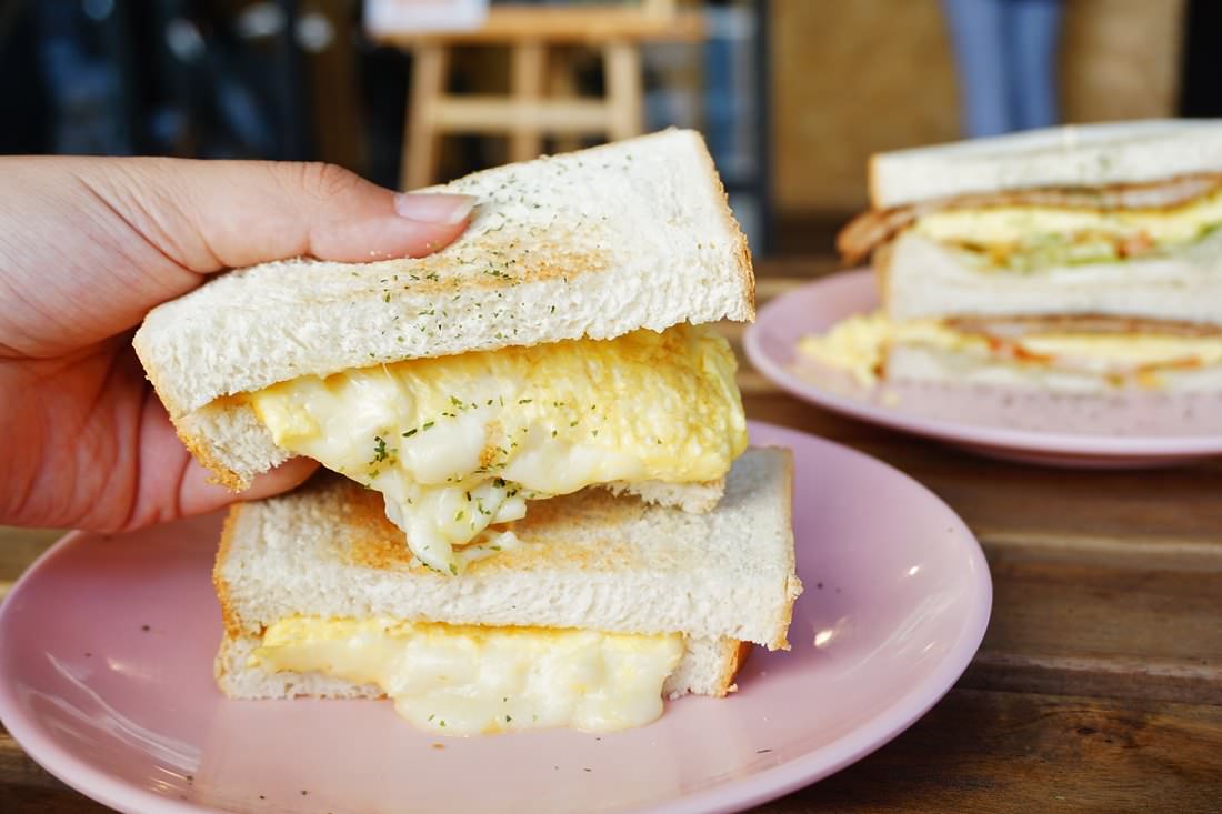 【台北大同美食】初作早餐 || 捷運北門站＂雙倍起司瀑布