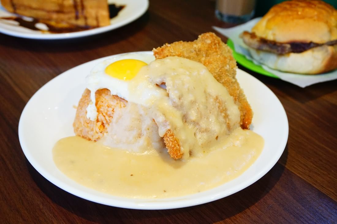 【澳門早午餐】三寶冰廳 || 澳門高CP值復古冰室＂澳門美食一次到位