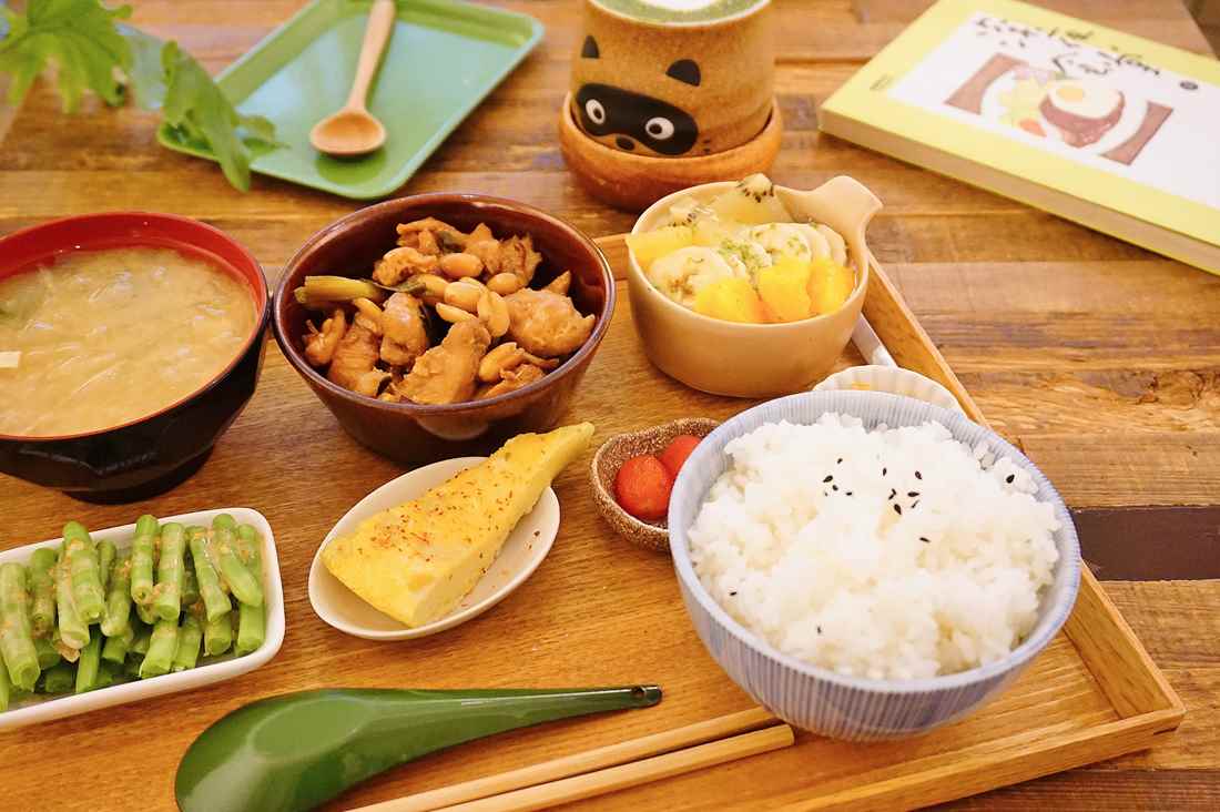 【台北中正美食】NUKI Coffee || 捷運古亭站＂狸貓杯杯 x 台式定食咖啡館