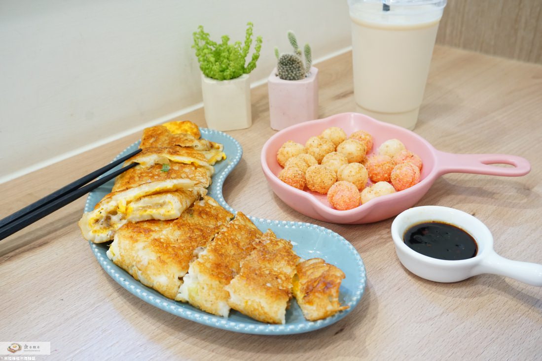 【台南中西區早午餐】好時辰手工蛋餅 || 台南五妃街古早味粉漿蛋餅 x 炸湯圓