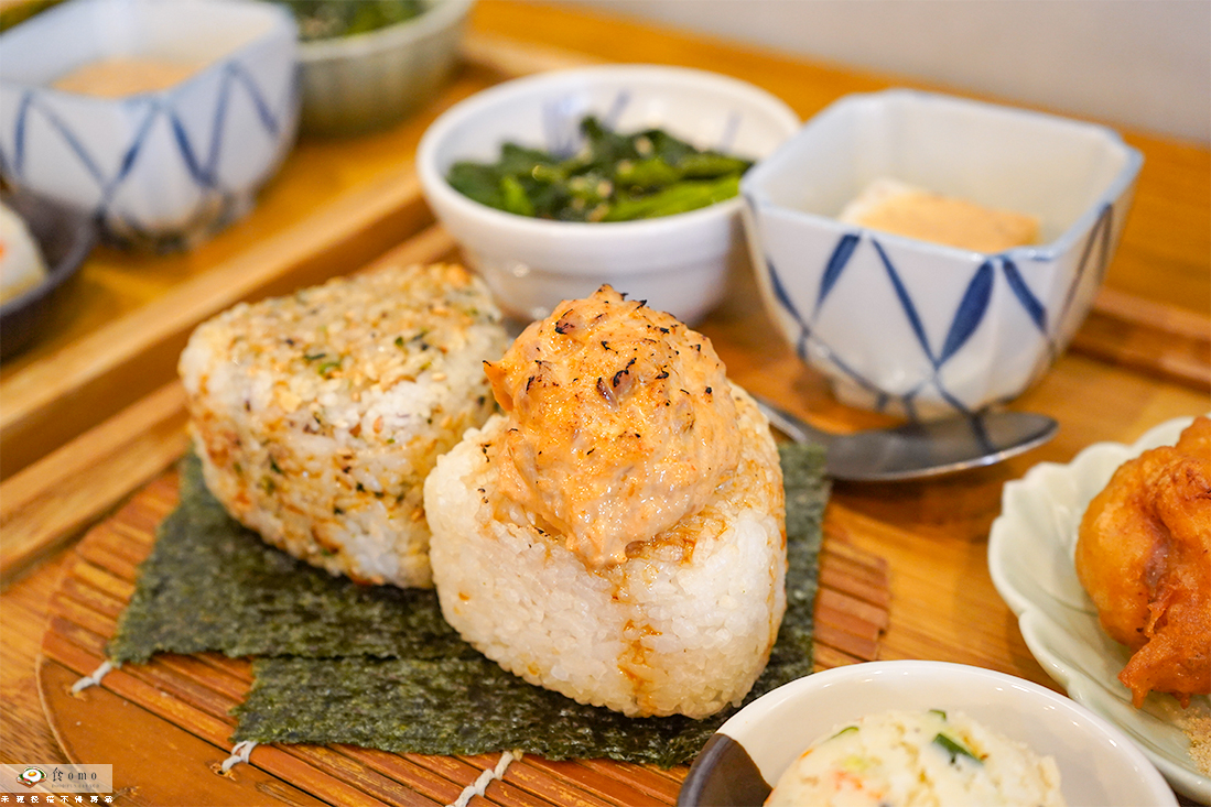 【高雄鹽埕美食】柒壹喫堂 || 鹽埕老街 賊仔市周邊＂老宅日式定食＂可愛日式烤飯糰