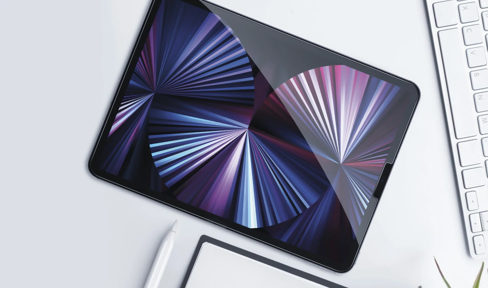 Tempered Glass Screen Protector vs Plastic Screen Protector Which typ