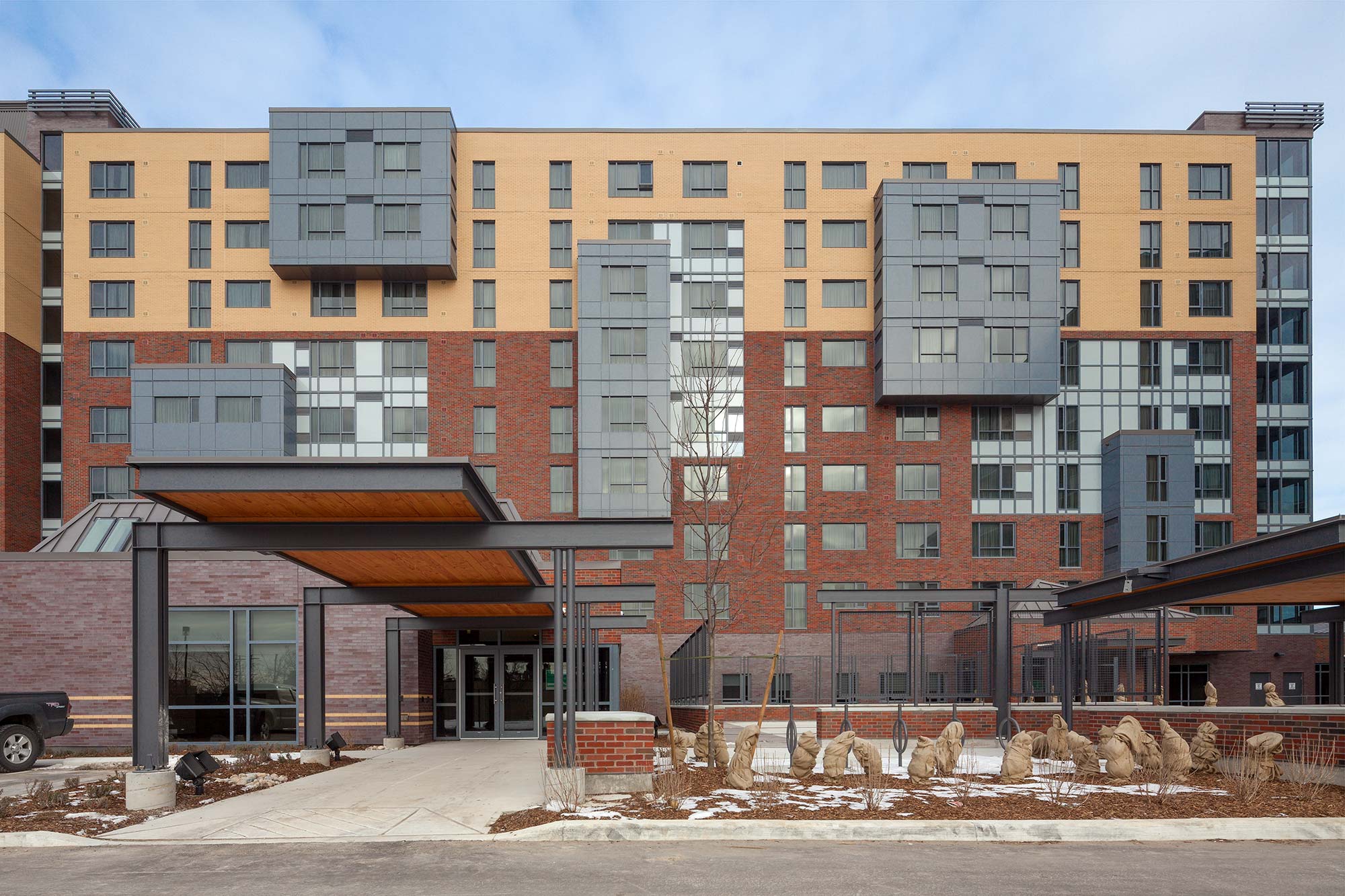 Richmond Hill Hub VanMar Constructors Inc.