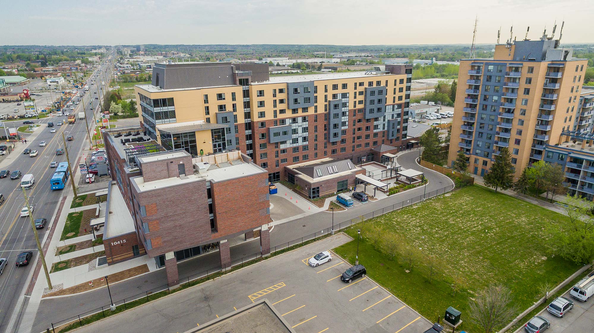 Richmond Hill Hub VanMar Constructors Inc.