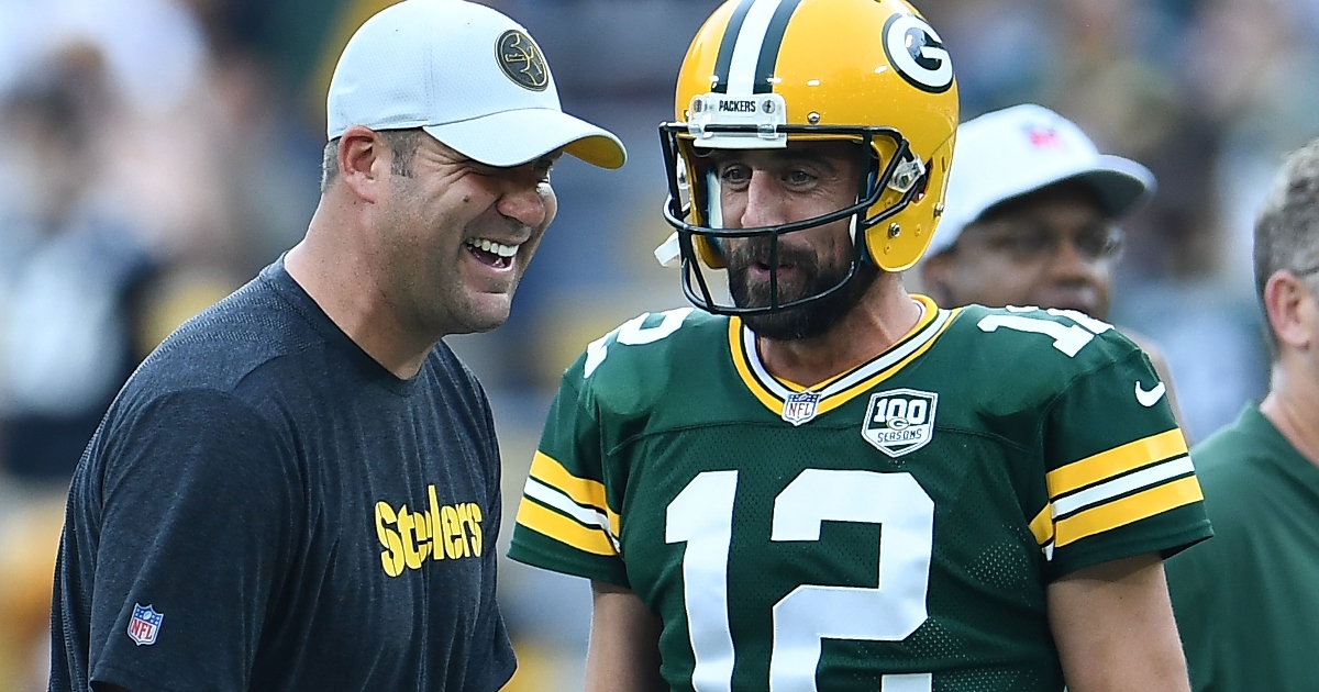 Aaron Rodgers, Ben Roethlisberger could pass Hall of Fame QB in passing
