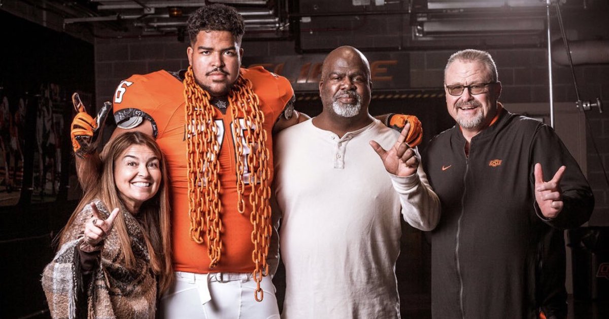 2022 offensive tackle Calvin Harvey flips commitment to Oklahoma State